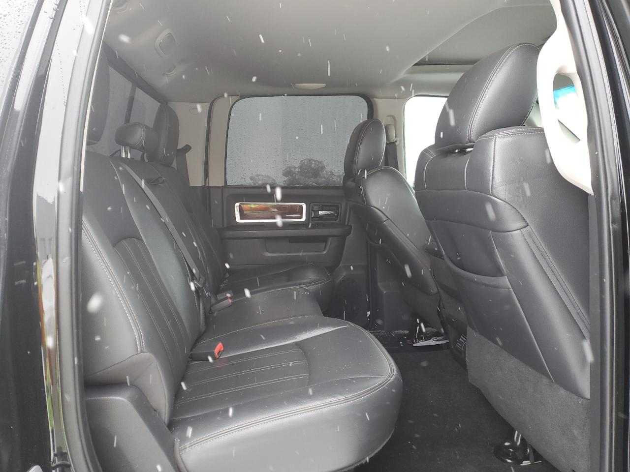 2012 Dodge RAM - Image 10