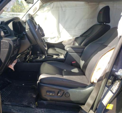 2019 TOYOTA 4RUNNER SR JTEBU5JR2K5718383