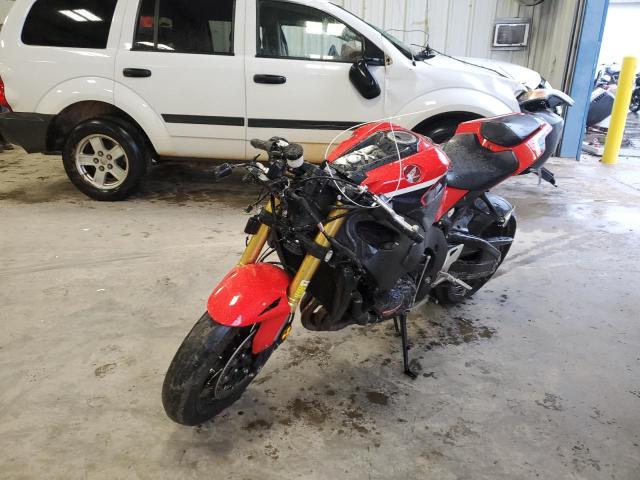 2017 HONDA CBR1000RR - JH2SC7704HK000444