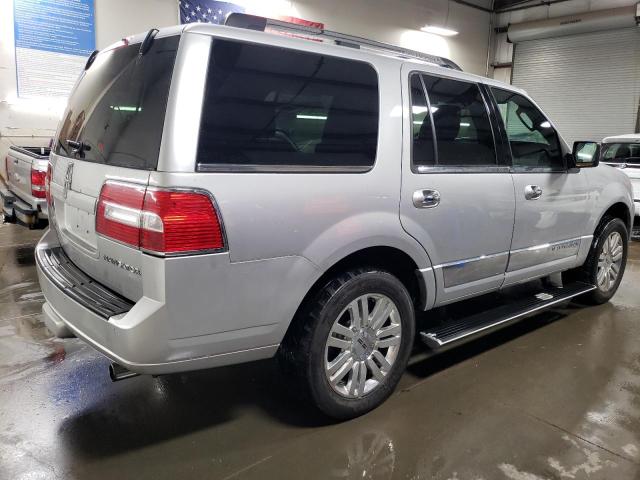 5LMJJ2J5XBEJ05859 Lincoln Navigator