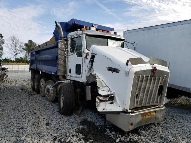Salvage trucks for sale at Dunn, NC auction: 2007 Kenworth Construction T800