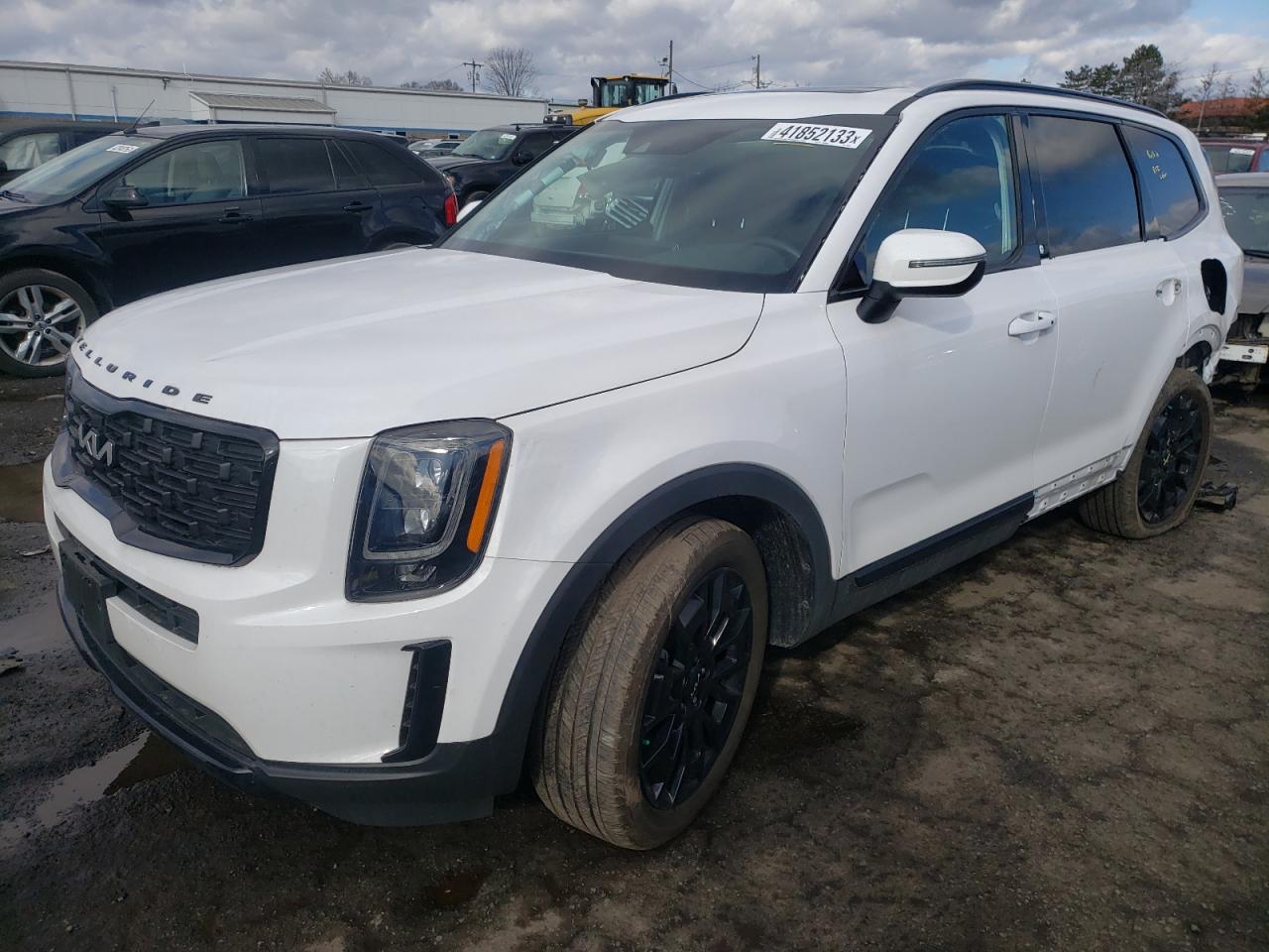 Kia Telluride Glacier White