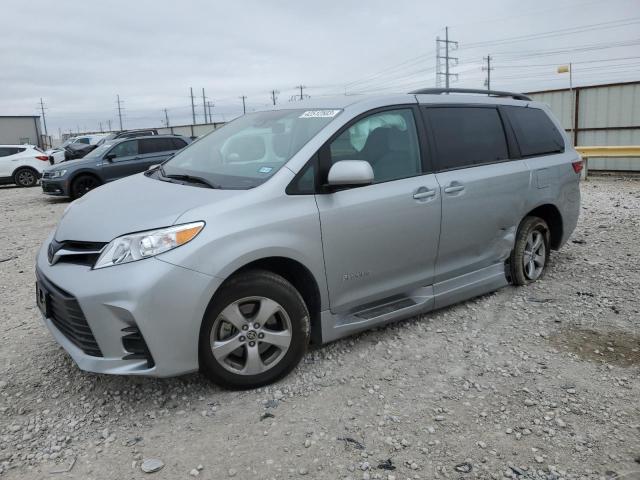 2020 Toyota Sienna LE