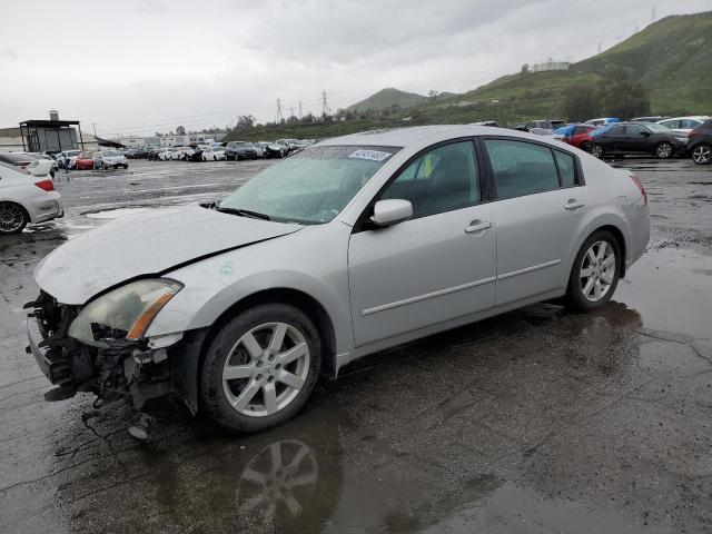 2004 Nissan Maxima SE