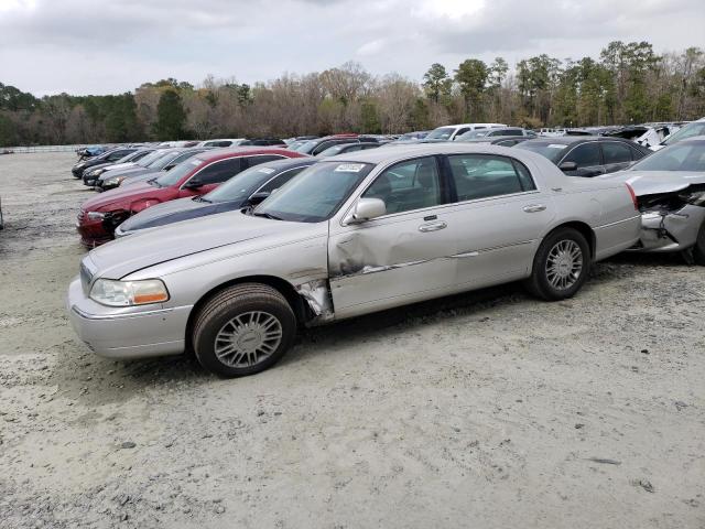 2008 Lincoln Town Car Signature Limited