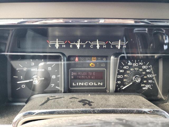 5LMJJ2J50DEL01697 Lincoln Navigator