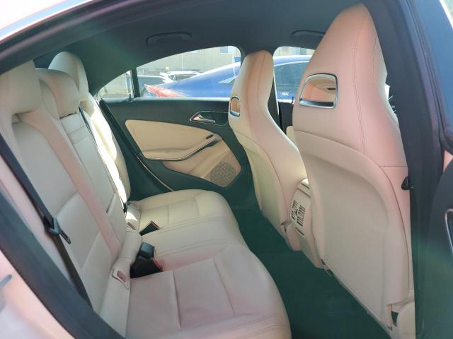 2018 MERCEDES-BENZ CLA 250 - WDDSJ4EB1JN612077