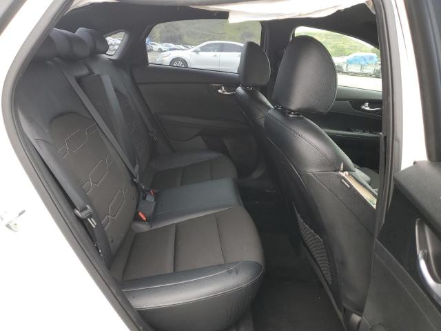 3KPF34AD8LE256036 KIA Forte Gt Line