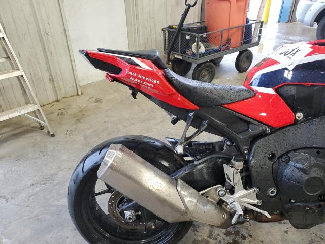 2017 HONDA CBR1000RR - JH2SC7704HK000444