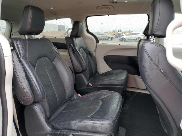 2017 CHRYSLER PACIFICA E - 2C4RC1L73HR782552