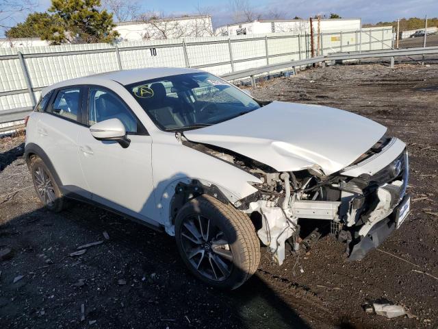 2018 MAZDA CX-3 JM1DKFC7XJ0320192