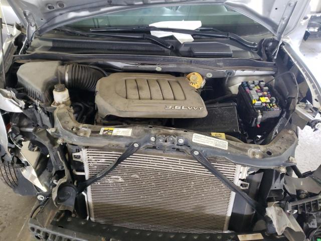 2015 CHRYSLER TOWN & COU 2C4RC1BG2FR601181