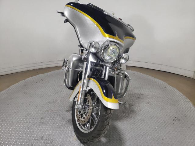 2012 HARLEY-DAVIDSON FLHTCUSE7 1HD1PR813CB954010