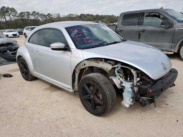 2016 VOLKSWAGEN BEETLE SE - 3VWH07AT0GM603166