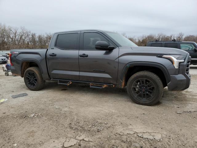 5TFLA5DB4NX046965 Toyota Tundra Crewmax Sr
