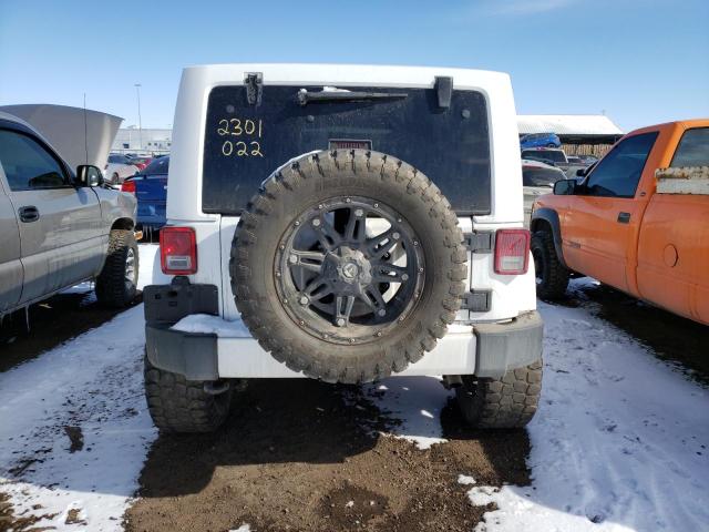 1C4BJWEG5GL246243 Jeep Wrangler Unlimited Sahara