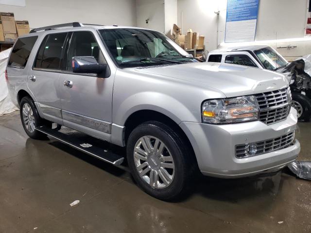 5LMJJ2J5XBEJ05859 Lincoln Navigator