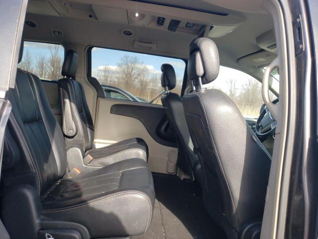 2016 CHRYSLER TOWN & COU 2C4RC1BG8GR290020