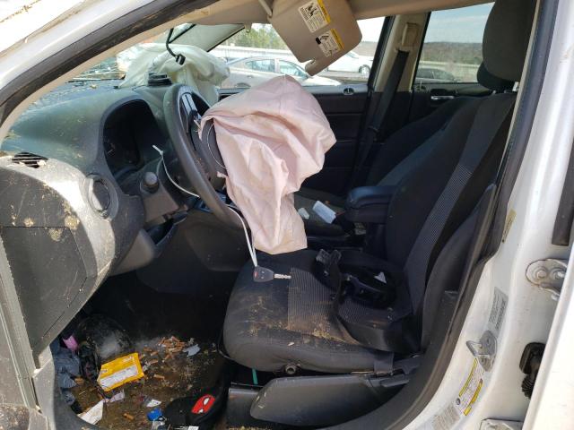 1C4NJCBA3GD615641 Jeep Compass Sport