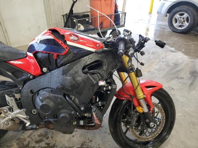 2017 HONDA CBR1000RR - JH2SC7704HK000444