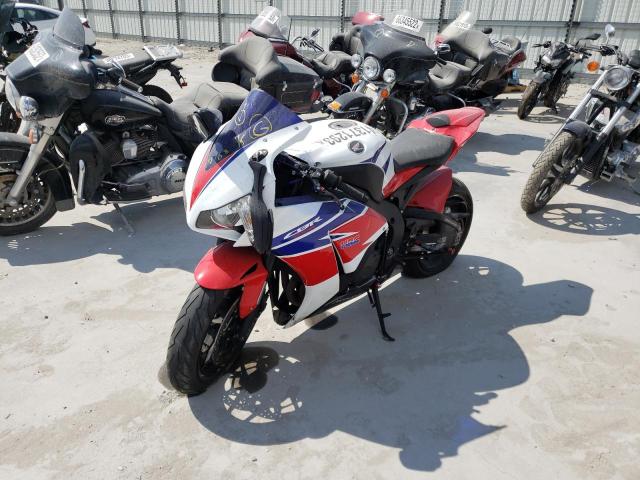 2015 HONDA CBR1000 RR - JH2SC5905FK700097