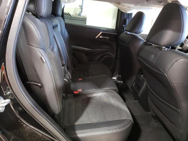 JA4J4UA80NZ016944 Mitsubishi Outlander Se