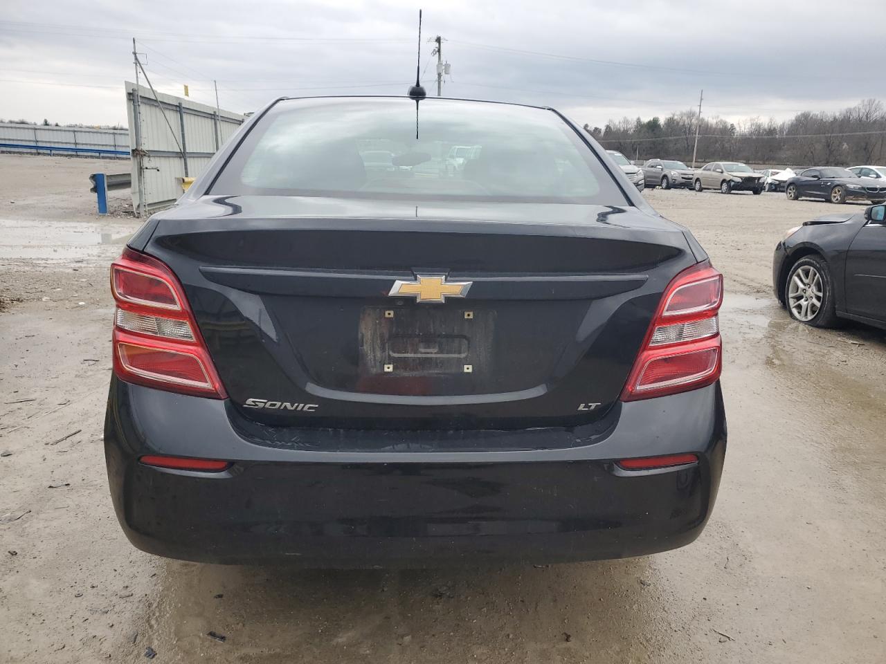 1G1JD5SH3J4138501 CHEVROLET SONIC 2018