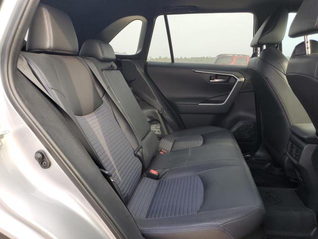 2019 TOYOTA RAV4 XSE 2T3EWRFV2KW021233