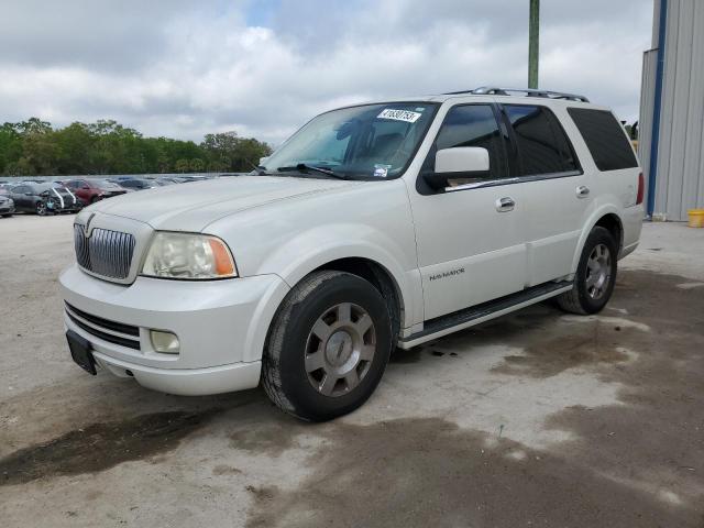 2005 Lincoln Navigator 