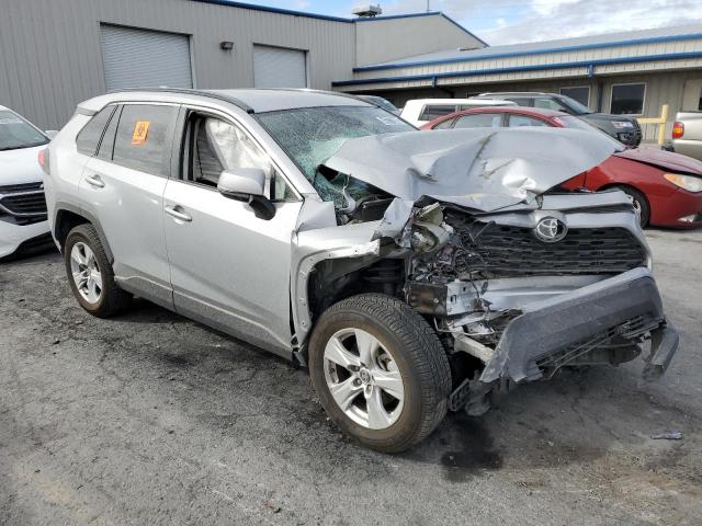 2021 TOYOTA RAV4 XLE 2T3W1RFV5MW131585