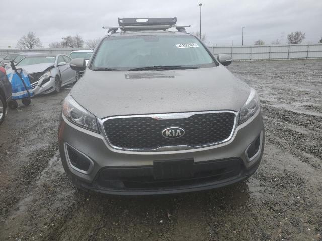 2016 KIA SORENTO LX 5XYPGDA59GG130570