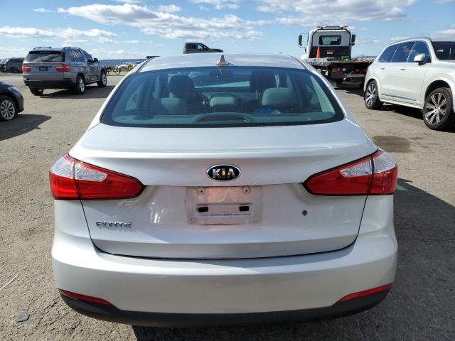 KNAFK4A65F5417539 KIA FORTE LX