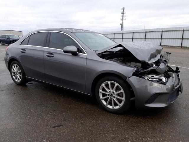 W1K3G4EB1LJ207463 Mercedes-Benz A 220
