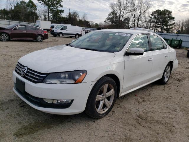 2015 VOLKSWAGEN PASSAT S - 1VWAS7A36FC079355