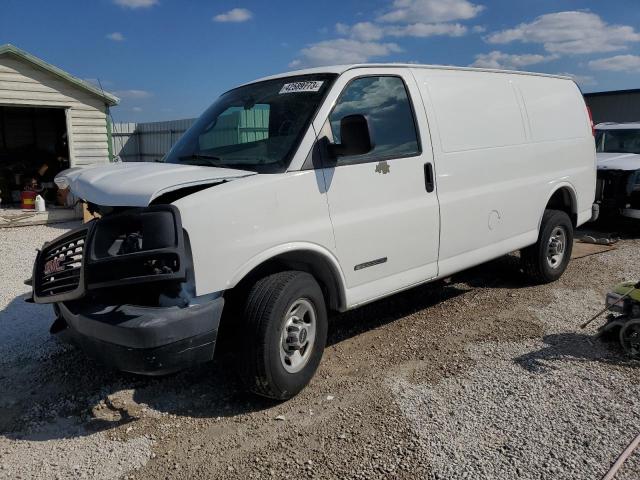 2006 GMC Savana Cargo Van 