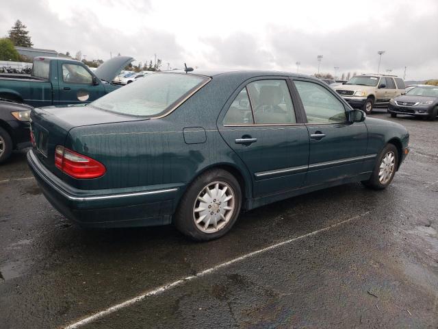 WDBJF65J6YB059575 Mercedes-Benz E 320