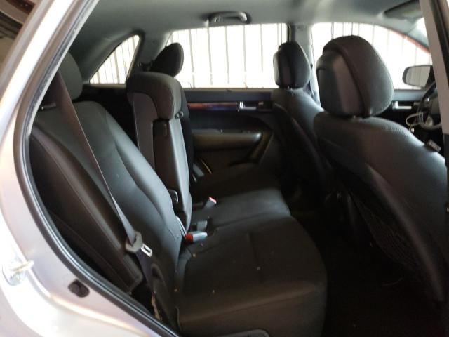 5XYKTDA73EG444218 KIA SORENTO LX