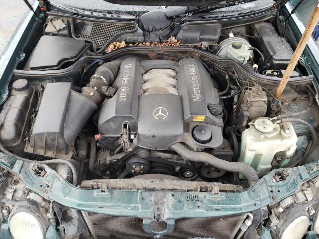 WDBJF65J6YB059575 Mercedes-Benz E 320