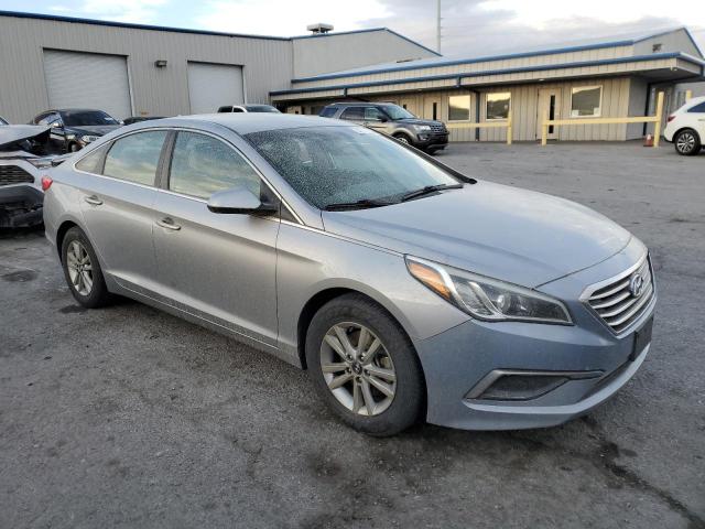 2016 HYUNDAI SONATA SE 5NPE24AF0GH267792