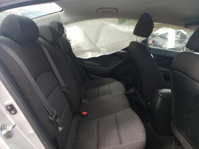 3KPFK4A72JE243731 KIA FORTE LX