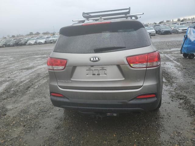 2016 KIA SORENTO LX 5XYPGDA59GG130570