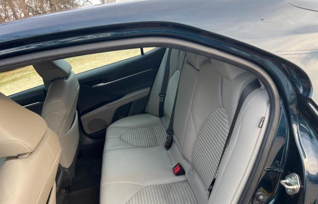 2018 TOYOTA CAMRY L - 4T1B11HK4JU640820