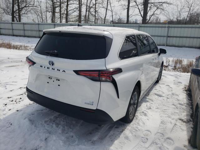 2022 TOYOTA SIENNA LE 5TDKRKEC1NS121301