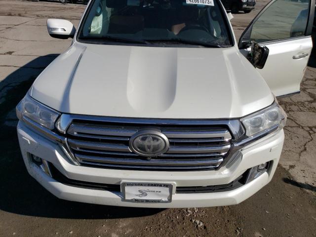 2016 TOYOTA LAND CRUIS - JTMCY7AJXG4047352