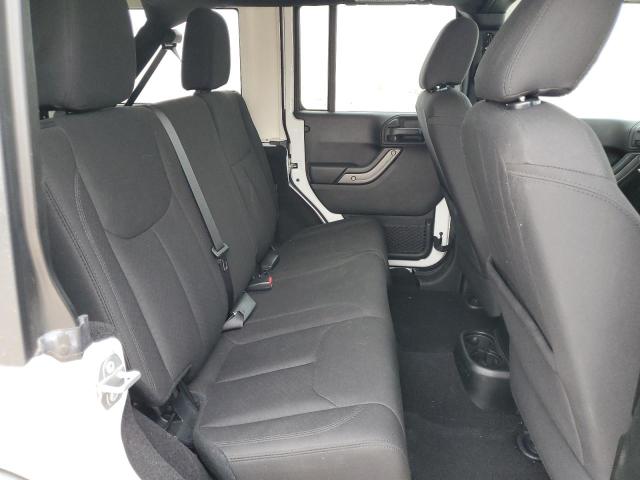 1C4BJWDG1JL908747 Jeep Wrangler Unlimited Sport