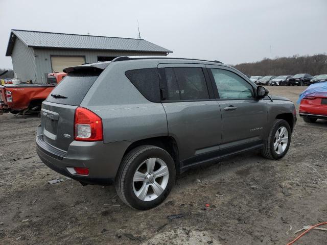 1C4NJDEB9CD590099 Jeep Compass Latitude