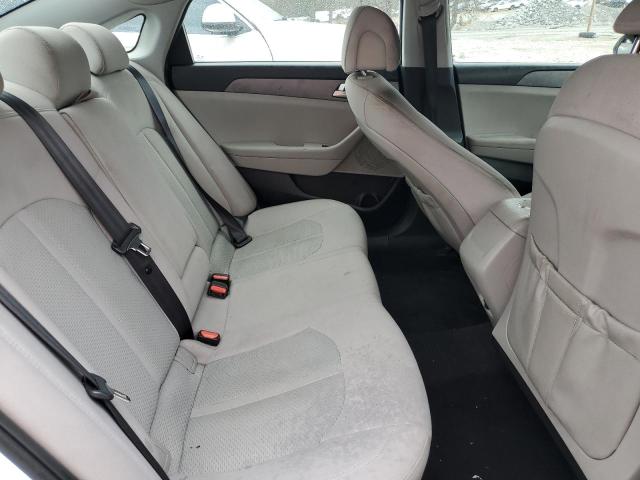 2016 HYUNDAI SONATA SE 5NPE24AF9GH371729