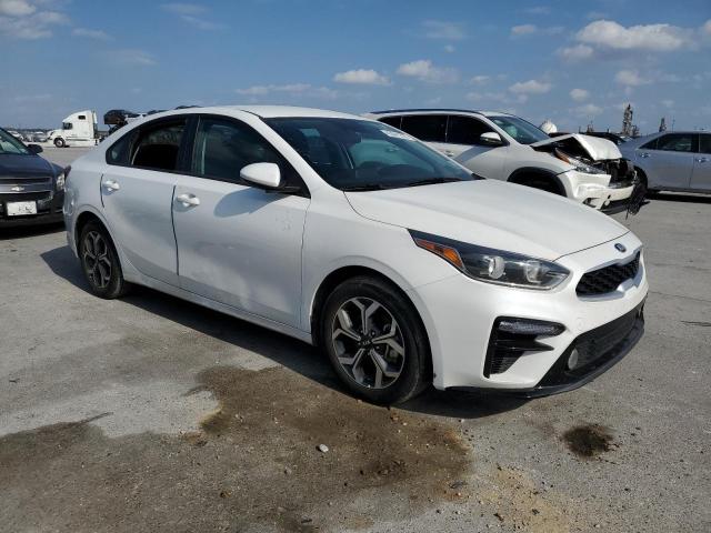 3KPF24AD5ME337077 KIA FORTE FE