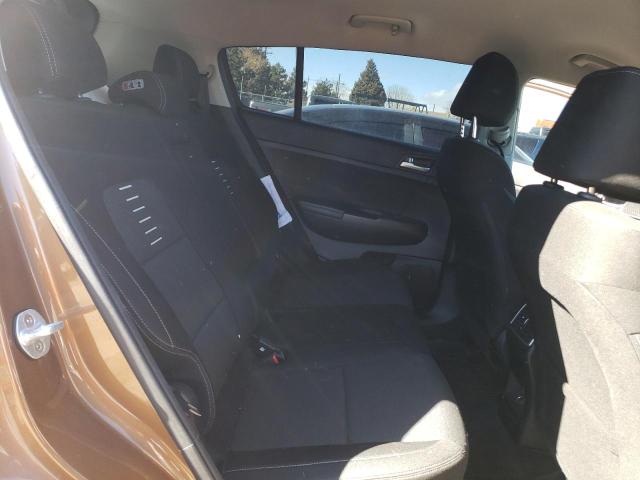 KNDPMCAC2J7427086 KIA Sportage Lx
