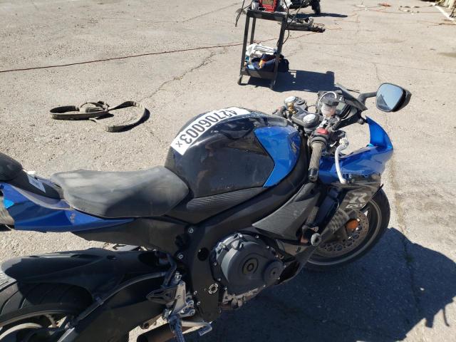 2011 SUZUKI GSX750 - JS1GR7MA1B2100173